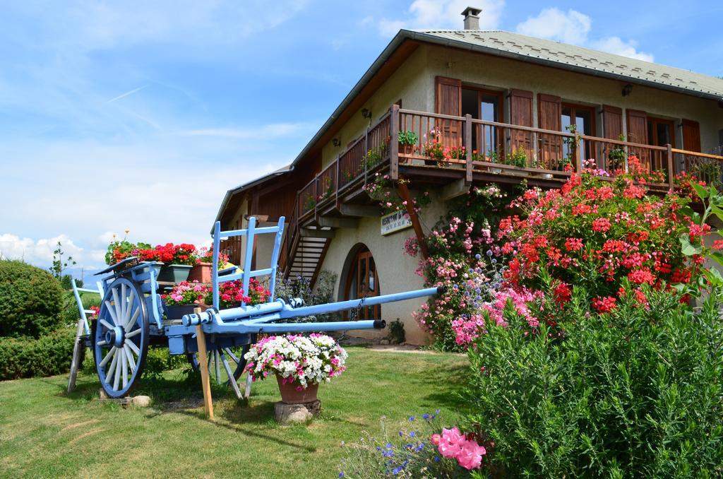 Les Alisiers Apartment Montclar  Ruang foto