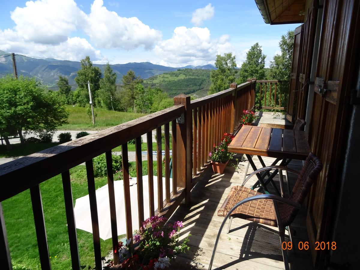 Les Alisiers Apartment Montclar  Bagian luar foto