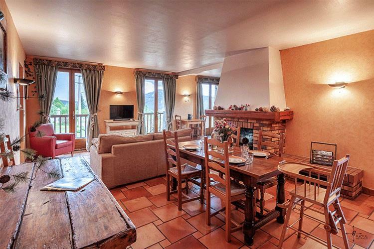 Les Alisiers Apartment Montclar  Bagian luar foto